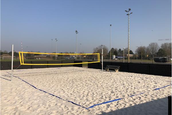 Aanleg sportpark De Leunen met atletiekpiste, Finse piste met powerhill, 5 natuurgras voetbalvelden, beachvolley, paardenpiste en omgevingswerken - Sportinfrabouw NV